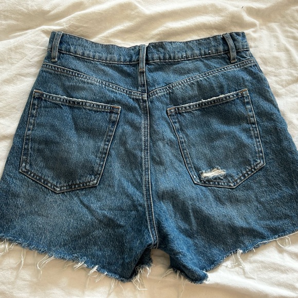 GARAGE denim shorts - Picture 2 of 4